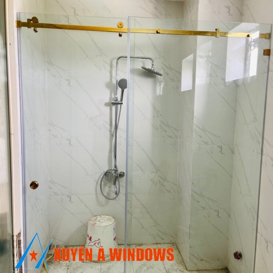 PHÒNG TẮM KÍNH CƯỜNG LỰC 002